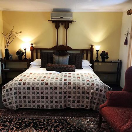 The Crown Guest House Витлеем Екстериор снимка