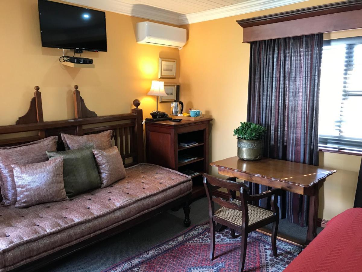 The Crown Guest House Витлеем Екстериор снимка