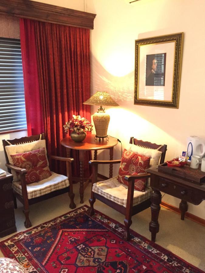 The Crown Guest House Витлеем Екстериор снимка