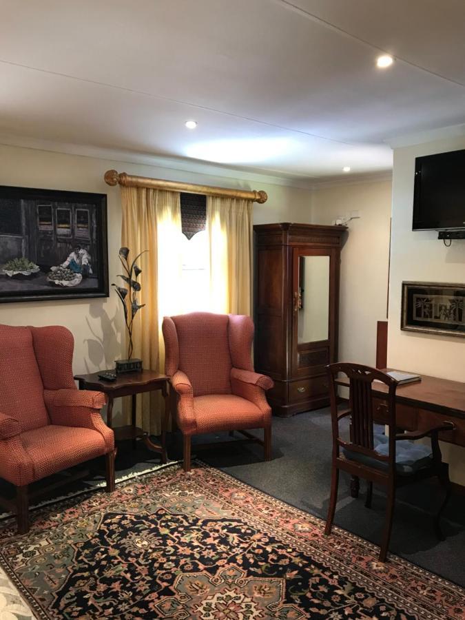 The Crown Guest House Витлеем Екстериор снимка