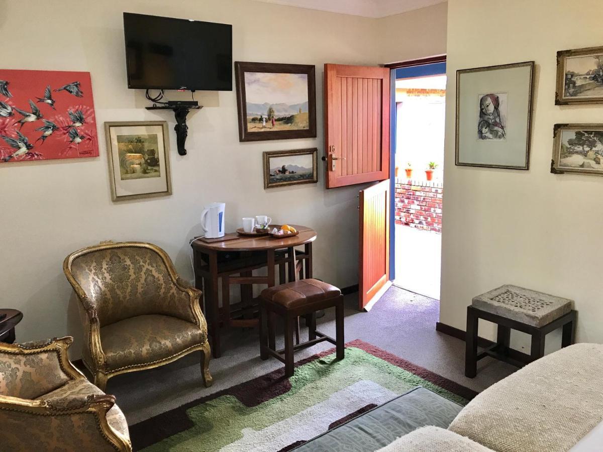 The Crown Guest House Витлеем Екстериор снимка