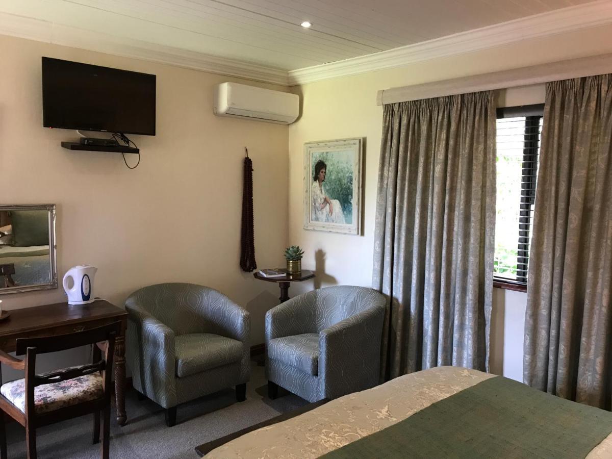 The Crown Guest House Витлеем Екстериор снимка