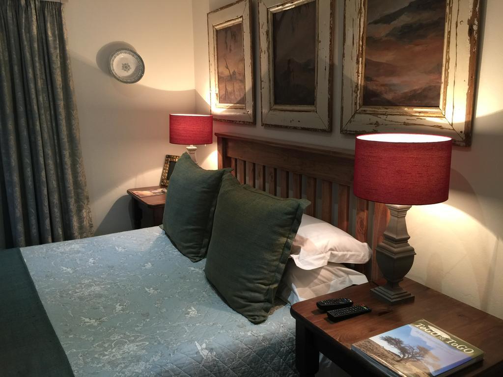 The Crown Guest House Витлеем Екстериор снимка