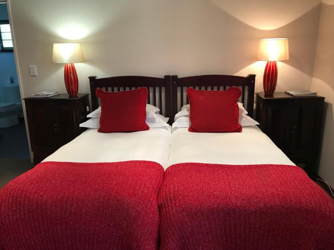 The Crown Guest House Витлеем Екстериор снимка