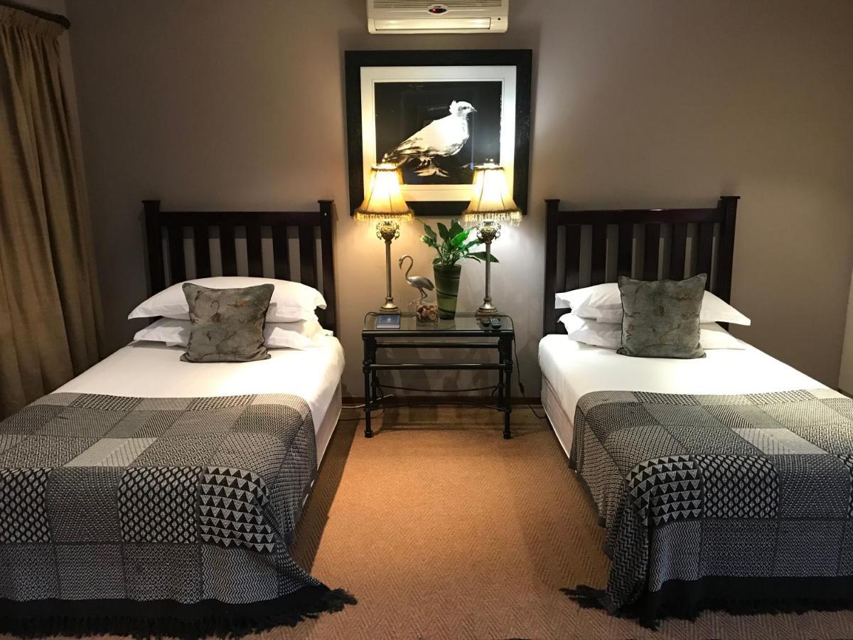 The Crown Guest House Витлеем Екстериор снимка