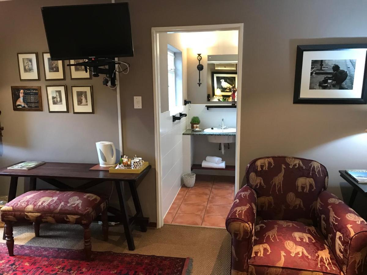 The Crown Guest House Витлеем Екстериор снимка